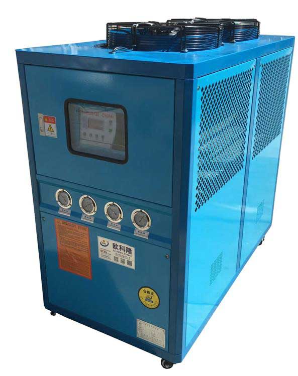  风冷式冷水机的性能和技术参数